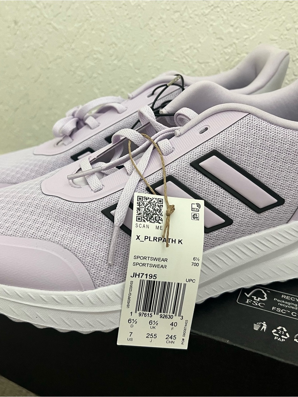 Adidas Youth Sneakers Size 7Y – Lilac – NWT.